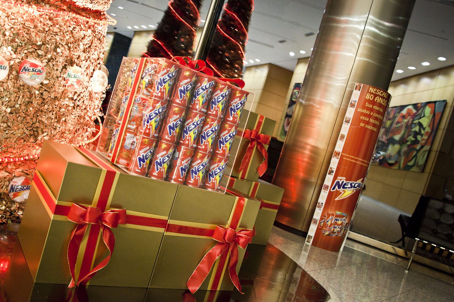 Árvore Natal Nestle: imagem 3D e projeto cenográfico em 2012 - imagem 8