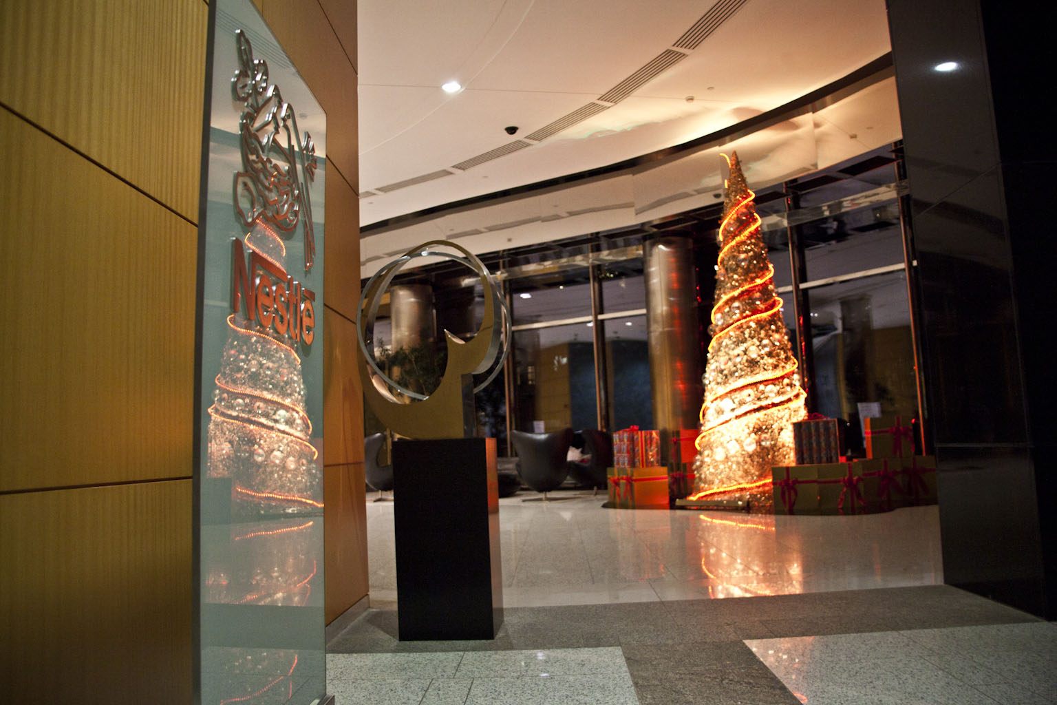 Árvore Natal Nestle: imagem 3D e projeto cenográfico em 2012 - imagem 19