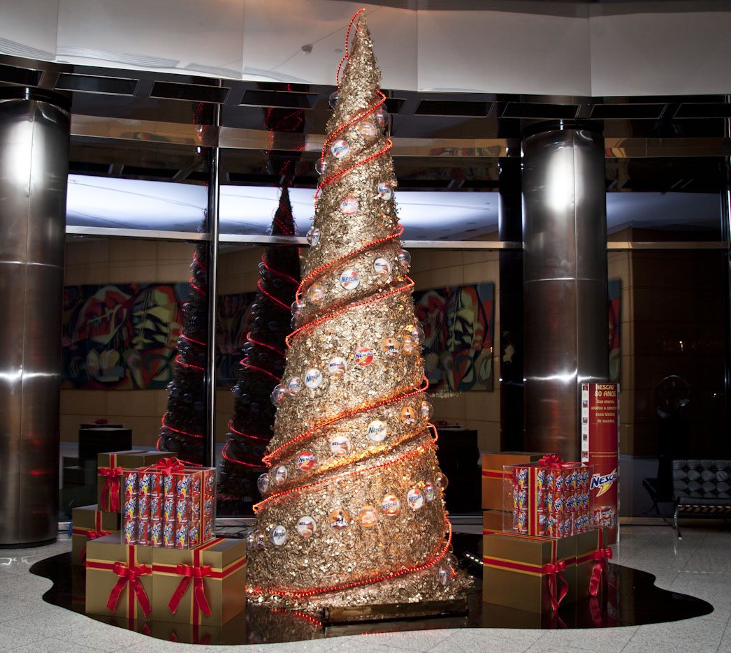 Árvore Natal Nestle: imagem 3D e projeto cenográfico em 2012 - imagem 21