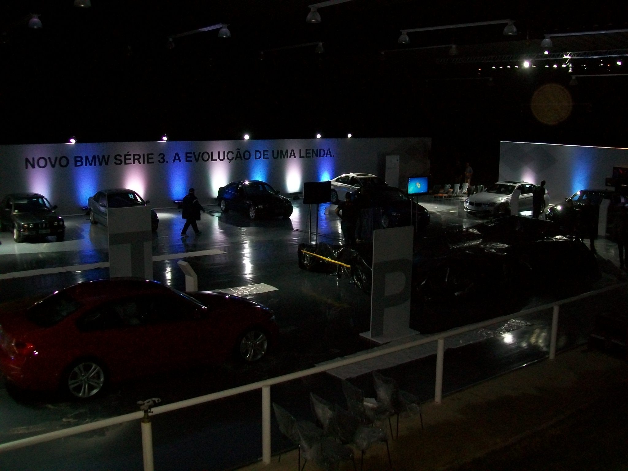 BMW Série 3: produto, imagem 3D e presença de lançamento - imagem 18