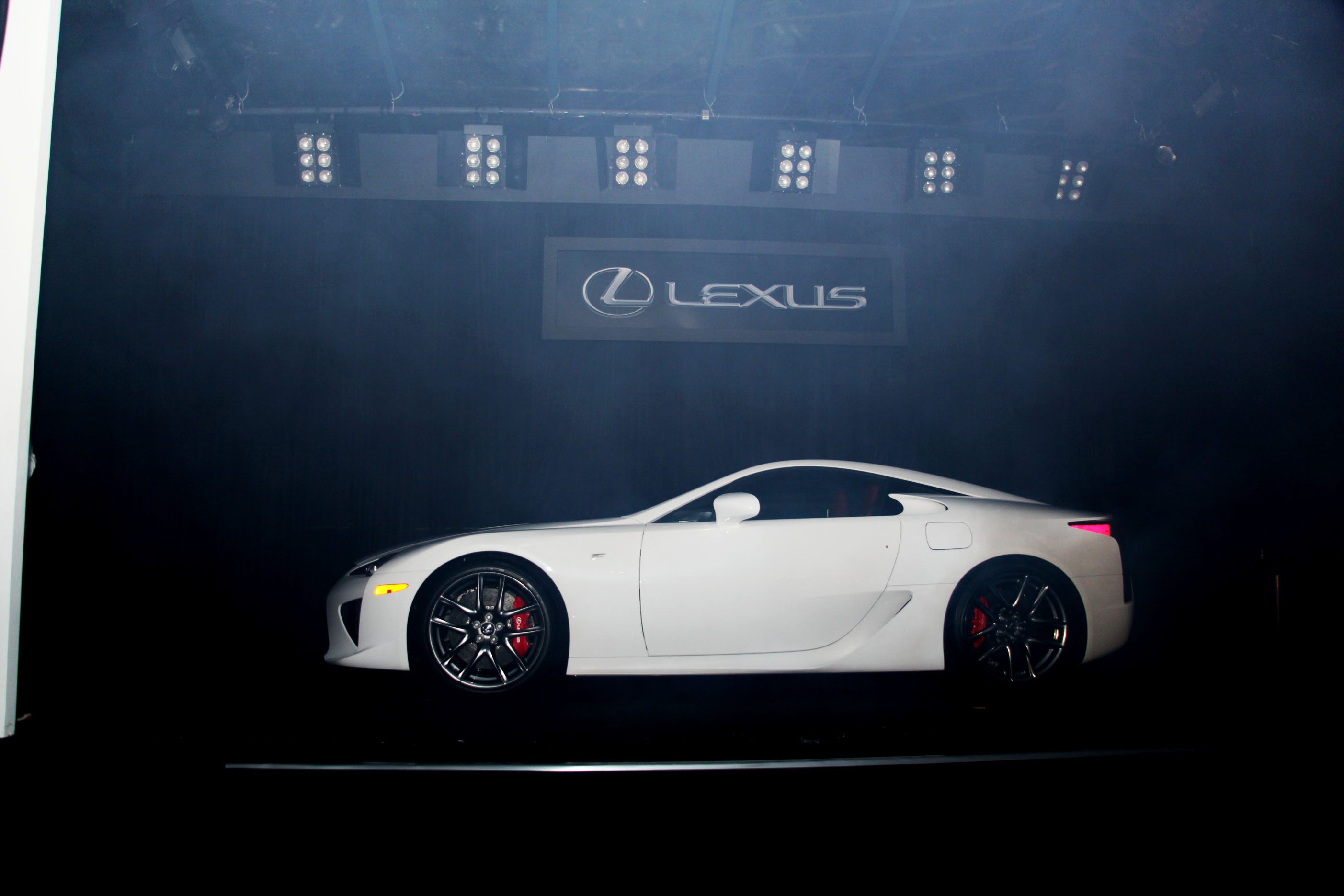 Lexus: imagem 3D e projeto cenográfico em 2012 - imagem 25