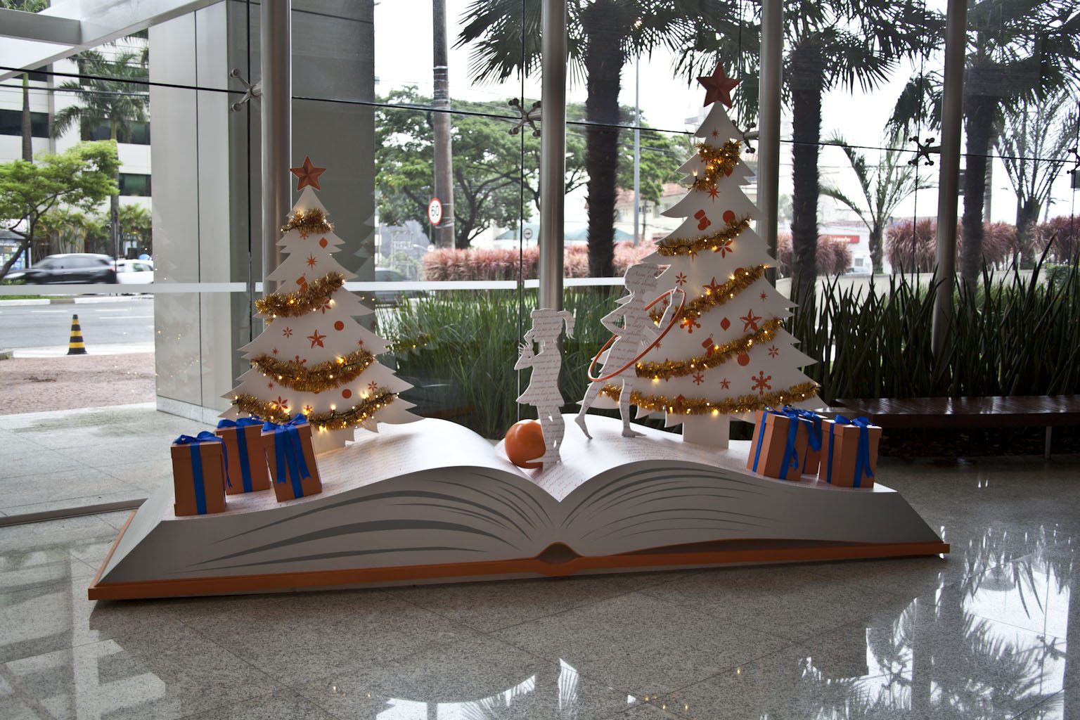 Natal Itaú: imagem 3D e projeto cenográfico em 2012 - imagem 26