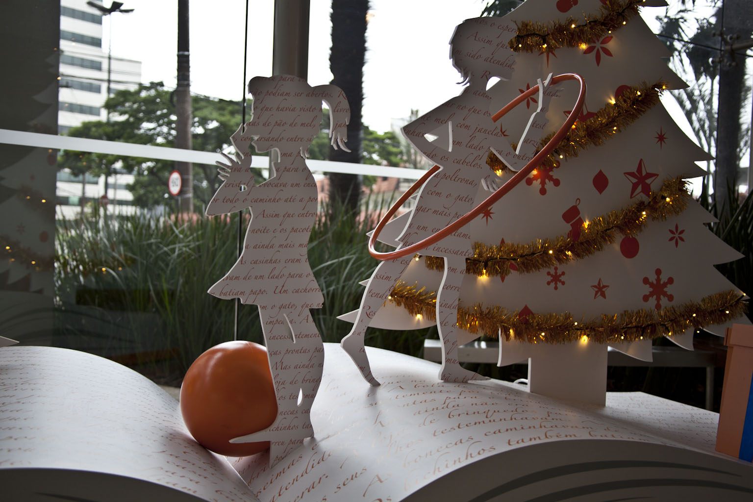 Natal Itaú: imagem 3D e projeto cenográfico em 2012 - imagem 27