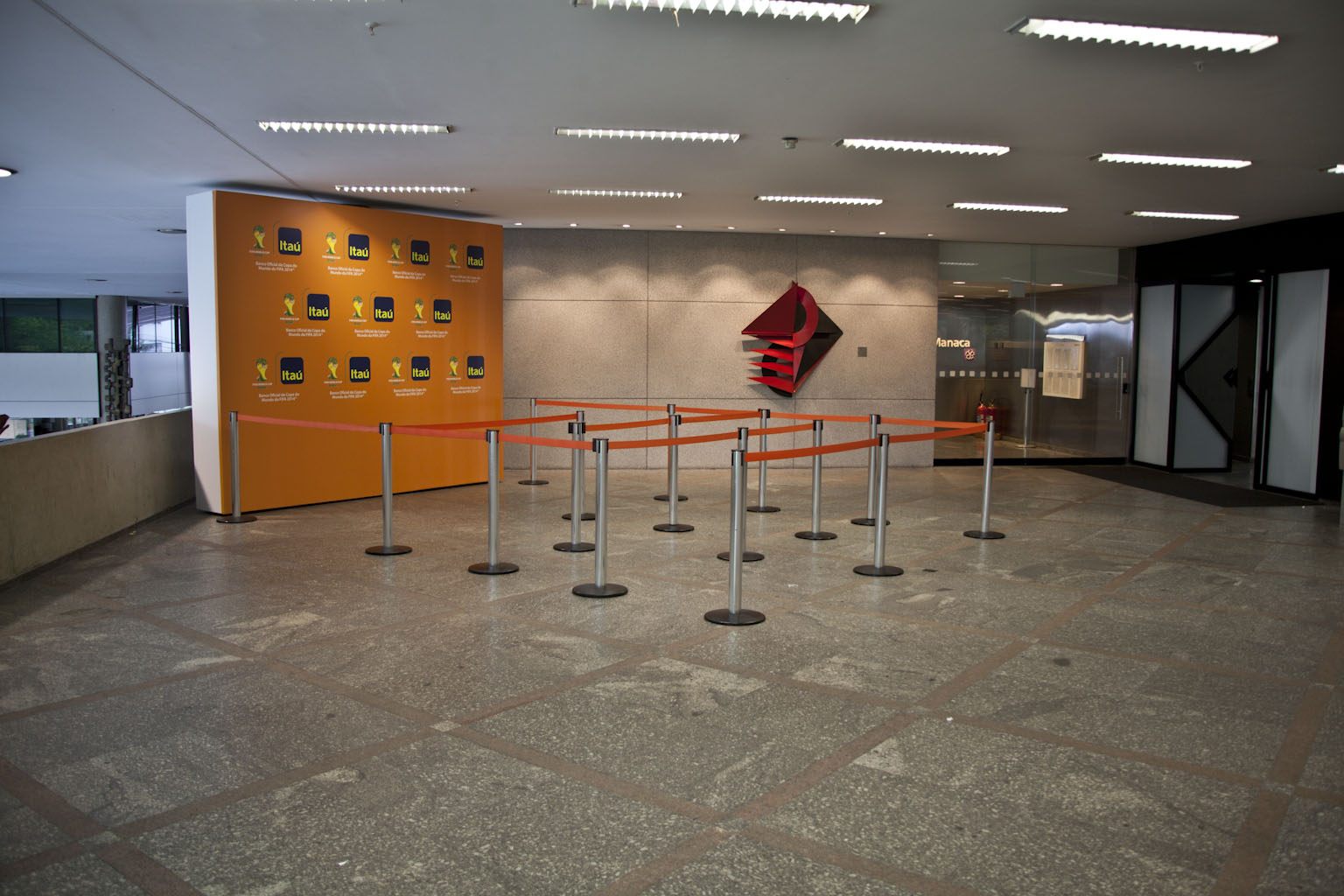 Natal Itaú: imagem 3D e projeto cenográfico em 2012 - imagem 33