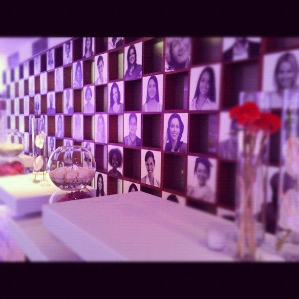 Women In The World: imagem 3D e projeto cenográfico em 2012 - imagem 6