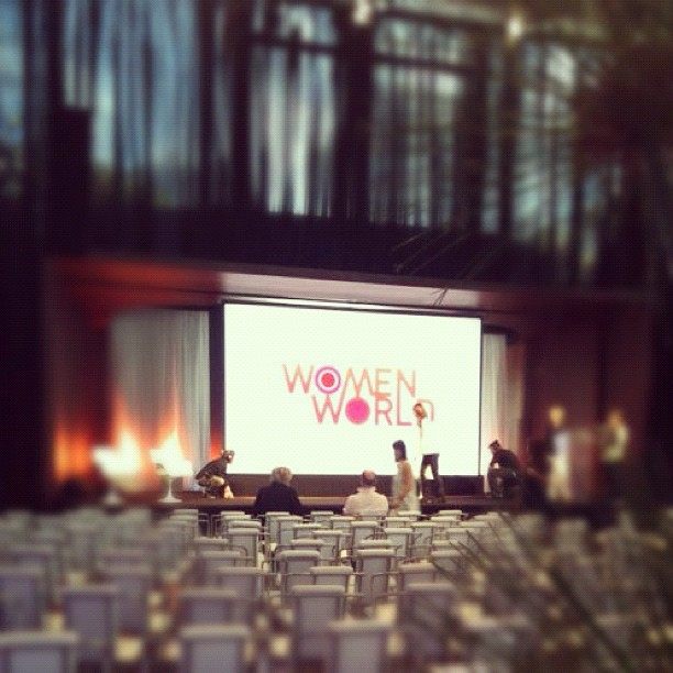 Women In The World: imagem 3D e projeto cenográfico em 2012 - imagem 7