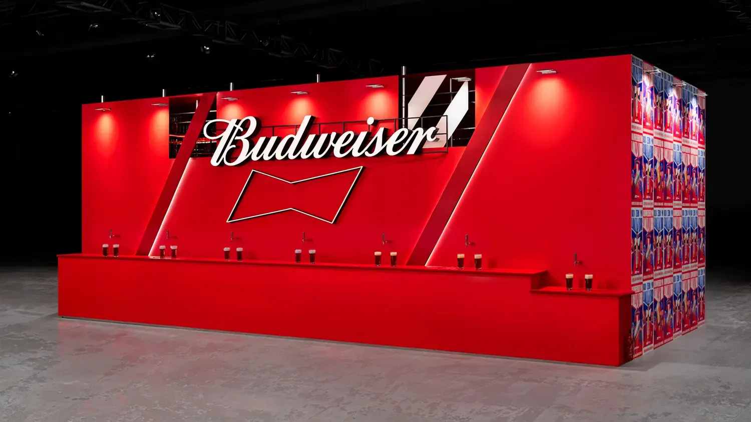 Budweiser no Lollapalooza: bar, música e marca em alto volume visual - imagem 2
