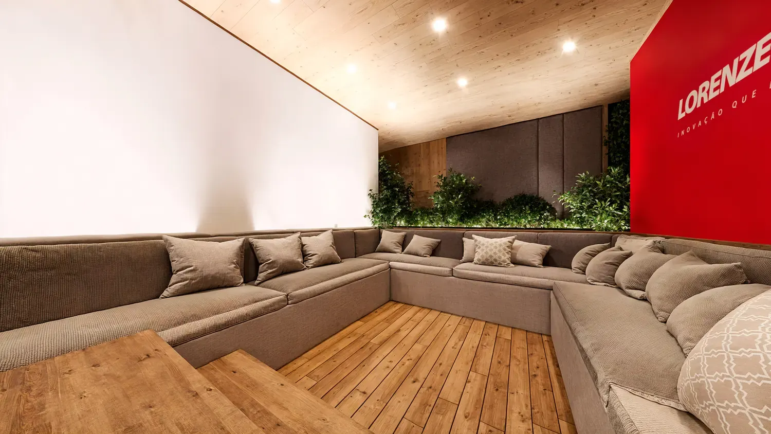 Lorenzetti na Revestir: produto, acabamento e arquitetura de exposição - imagem 3