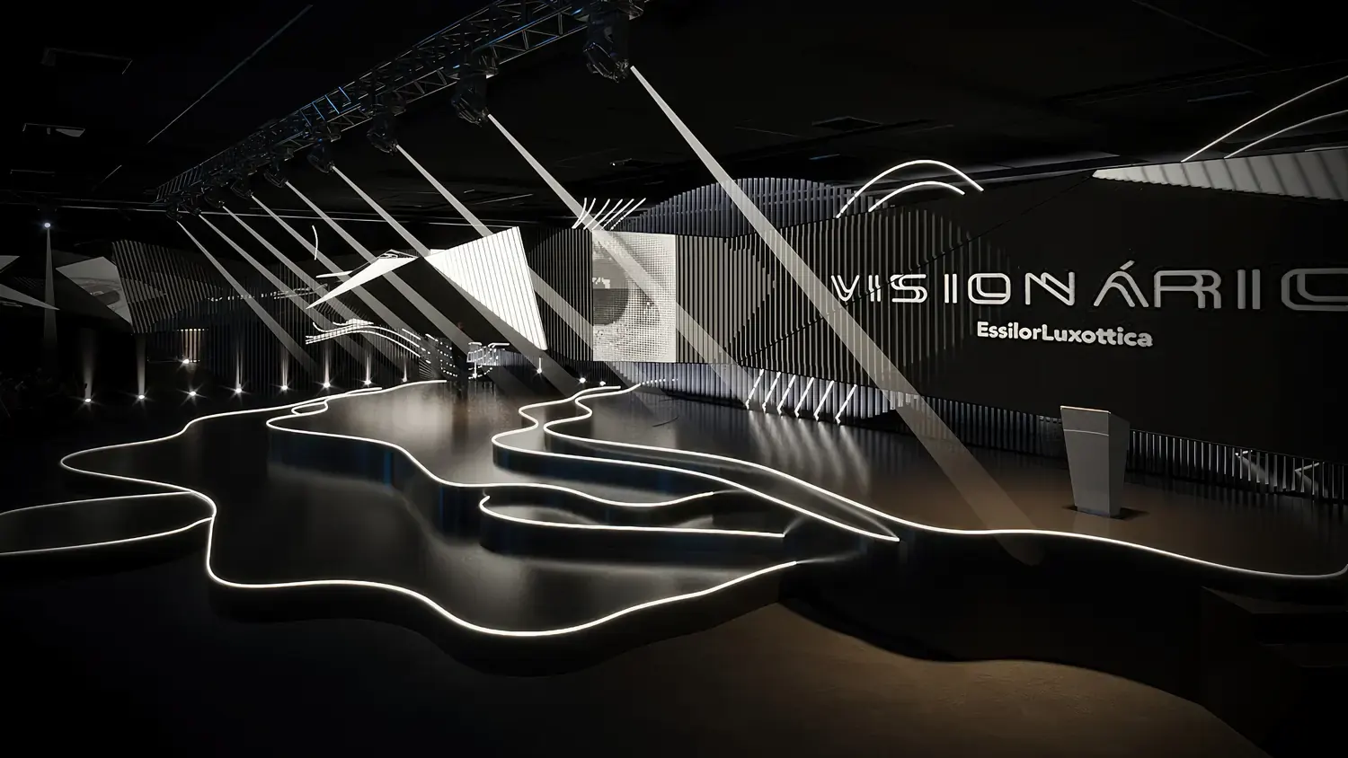 Luxottica: óculos, moda e varejo em convenção de olhar - imagem 6