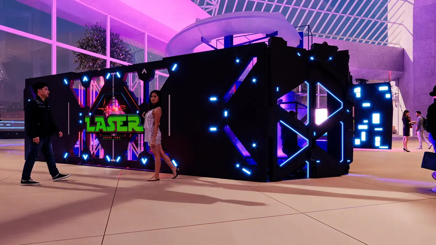 LaserShot: jogo, luz e precisão em experiência interativa - imagem 4