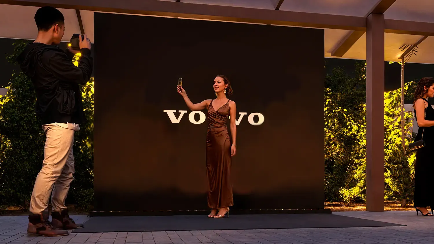 Volvo: hospitality com design discreto e permanência ao ar livre - imagem 4