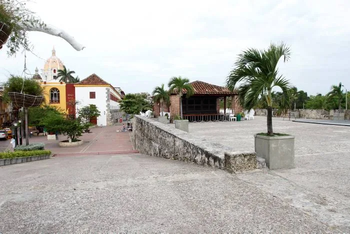 Havaianas Lounge Cartagena: cenografia para transformar espaço em argumento - imagem 2