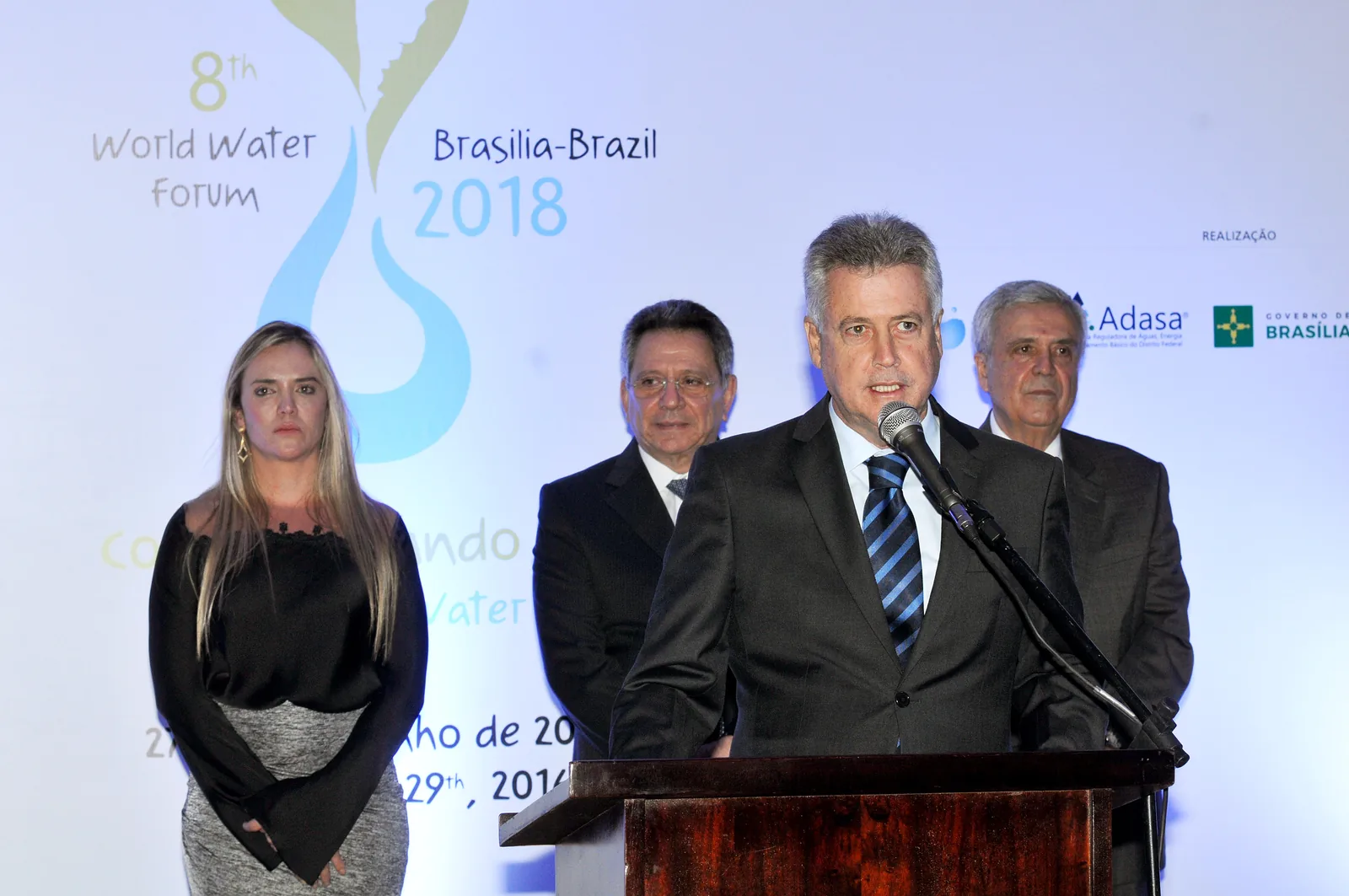 FORUM MUNDIAL AGUA CSV: projeto cenográfico com leitura premium e foco comercial - imagem 2